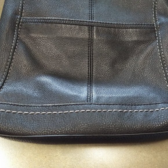 The Sak Leather Purse - Picture 2 of 4